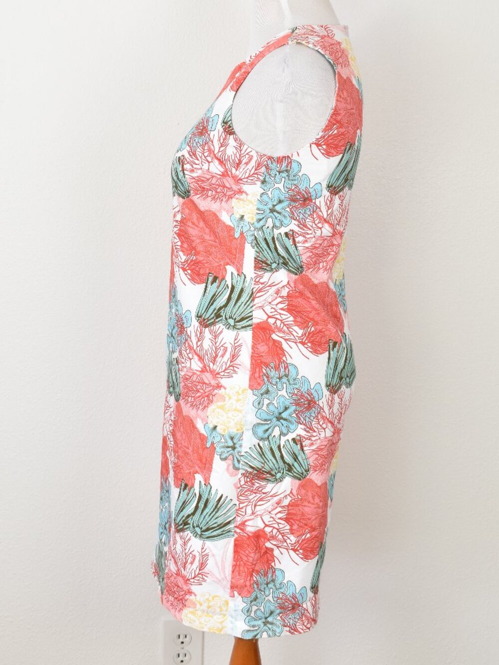 Persifor Margot Sheath Dress Coral Reef Print - L - Picture 4 of 8